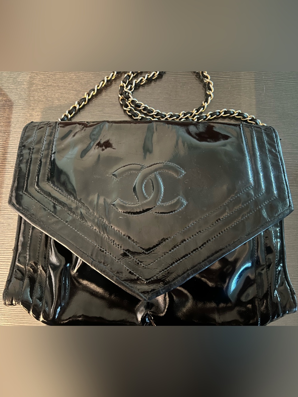 CHANEL Black Patent Chevron Flap Shoulder Bag with Gold Chain